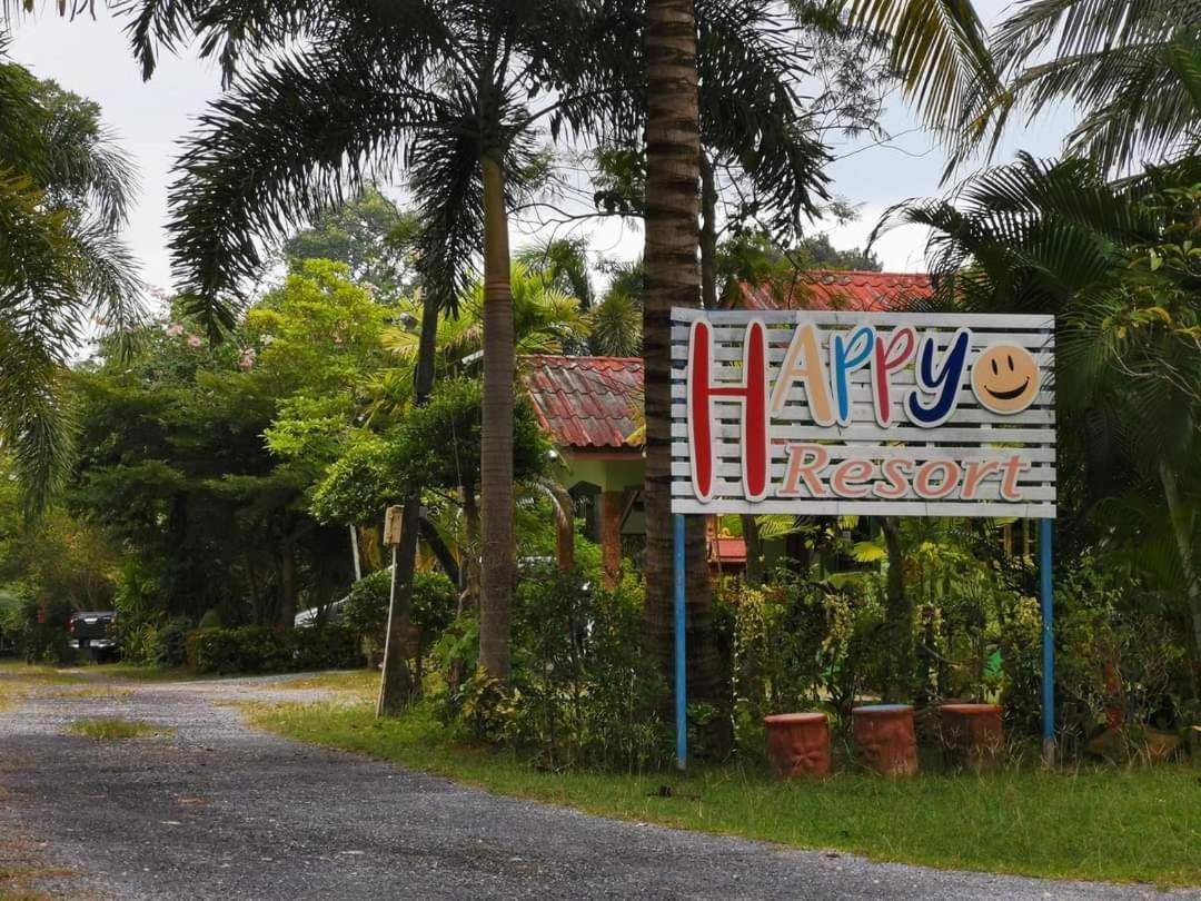 Happy Resort Khanom Eksteriør billede
