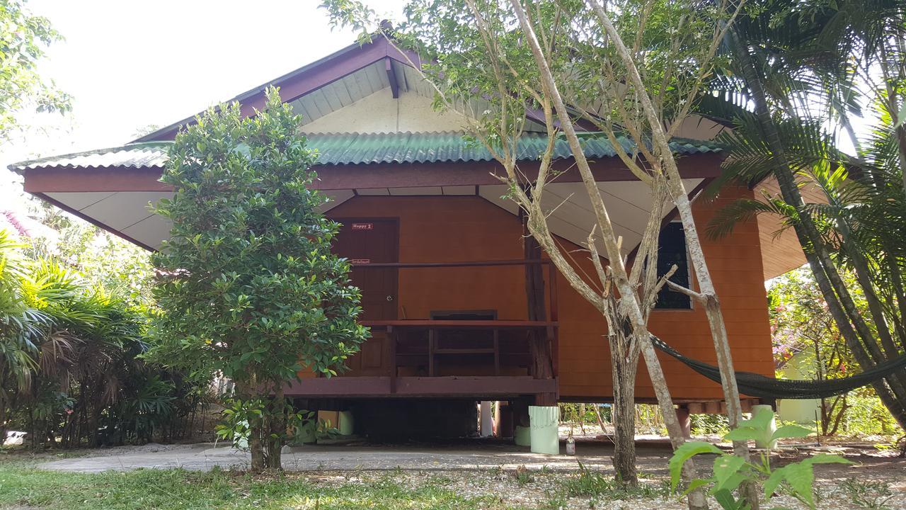 Happy Resort Khanom Eksteriør billede